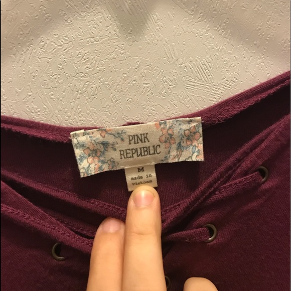 maroon long sleeve shirt - Picture 3 of 3